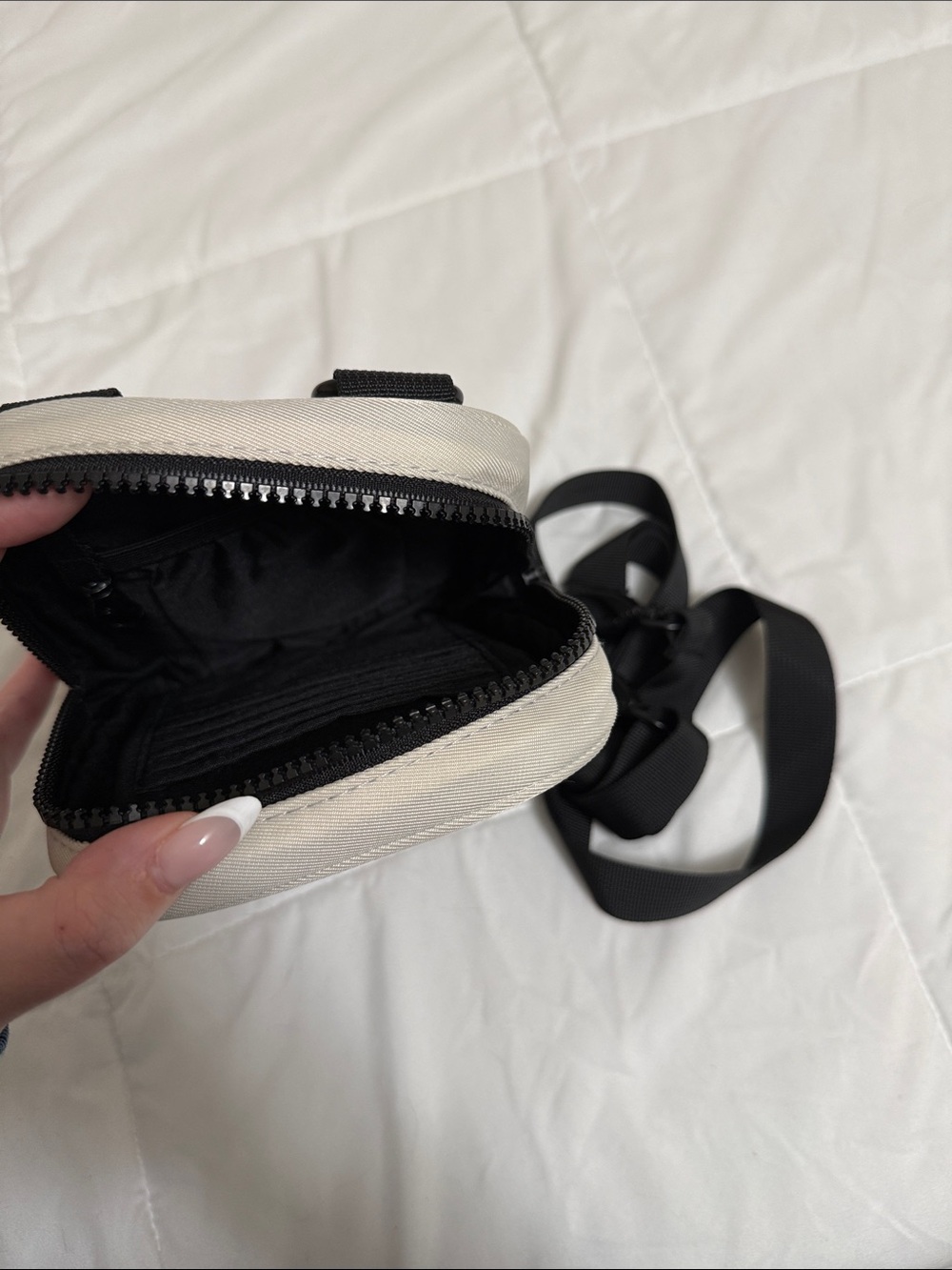 Brixley Bag - Picture 2 of 2